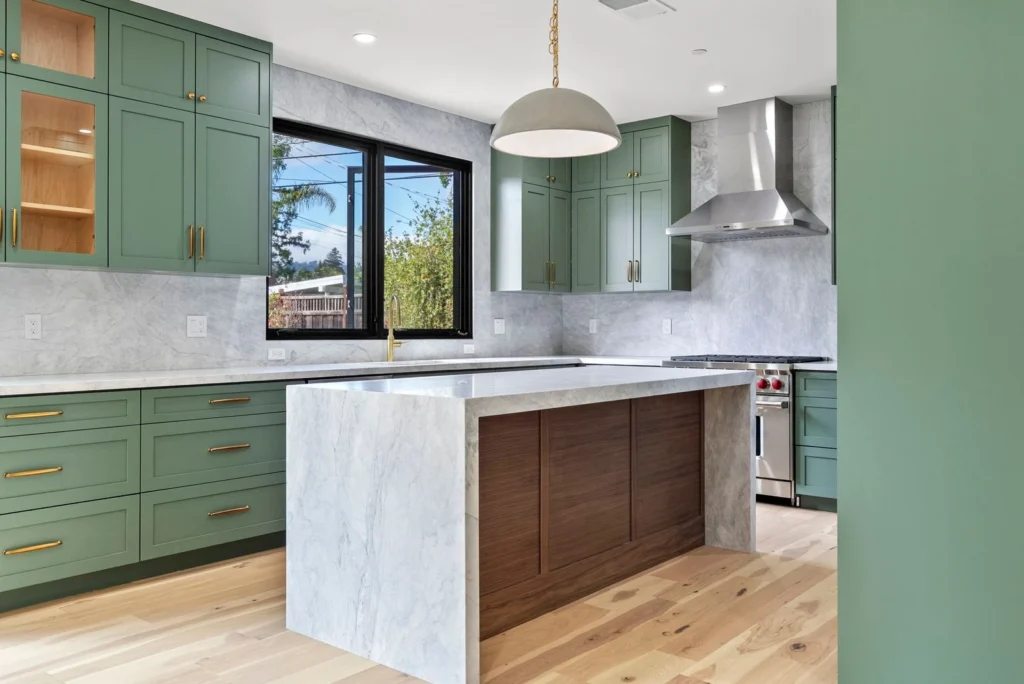 Kitchen before remodeling project by WW Builders in San Jose California