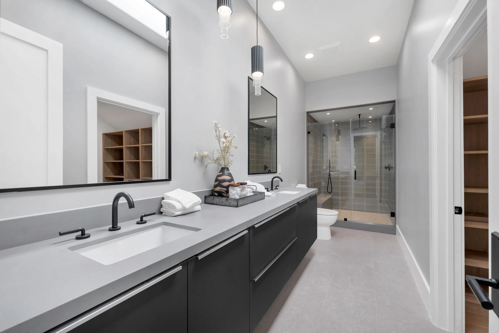 Modern bathroom renovation project by WW Builders in Mountain View, Silicon Valley, California
