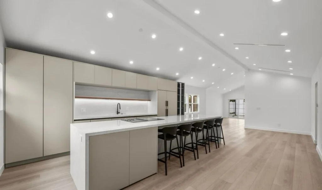 Luxury kitchen renovation by WW Builders in Los Altos, Silicon Valley, California